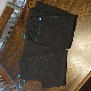 Carhart scrubs (2 pairs)